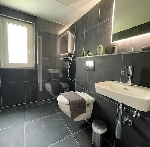 Mit Fantastischer Aussicht * Trin